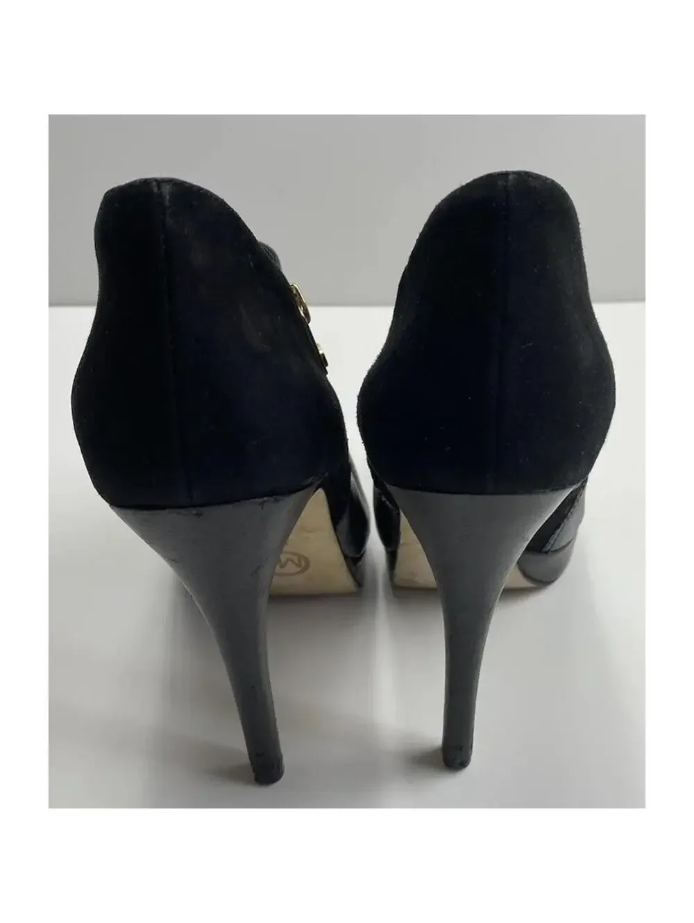 Michael Kors Heels Size 8 Black Closed Toe Slip On Pumps Great Pre Owned